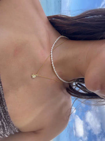 THE FRESHWATER PEARL NECKLACE