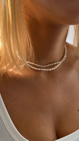 THE FRESHWATER PEARL NECKLACE