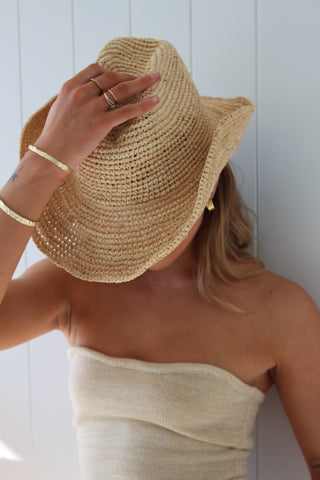 THE CORA CUFF