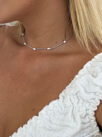 THE AILI NECKLACE