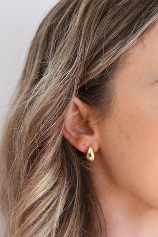 THE TEARDROP EARRINGS