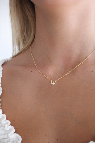 W NECKLACE